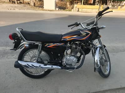 Honda 125 17 model