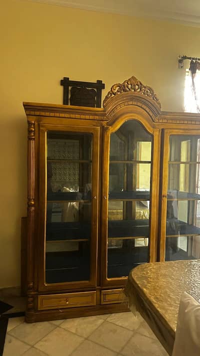 newElegant Vintage Wooden Display Cabinet