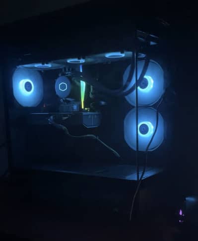 Gaming PC Rtx 5060 | New Not Used to much  | 9 months Warranty