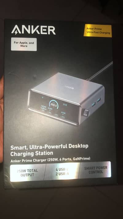 Smart ultra power full desktop charging station