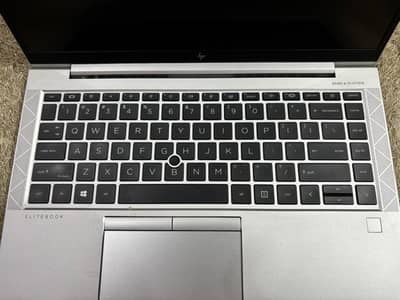 Hp elitebook 840G7 generation 10 core i7 512ssd Nvme 16gb ram ddr4