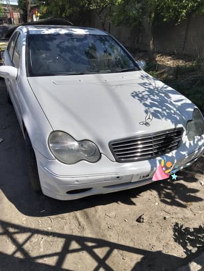 Mercedes C class 203