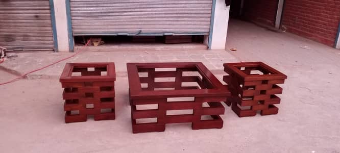 coffee table 3 pies set