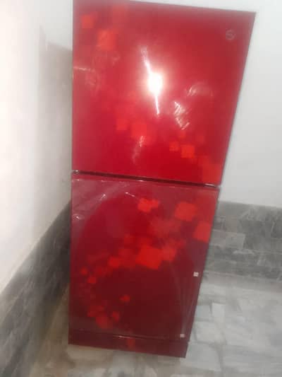 Pel refrigerator for sell.