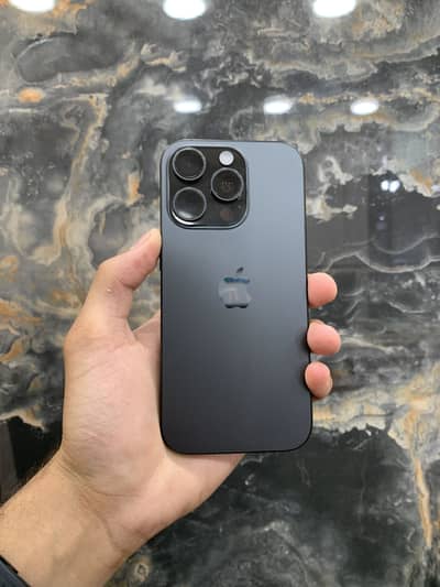 iPhone 16 Pro | Sim Locked | 100% Battery | 10/10 Condition