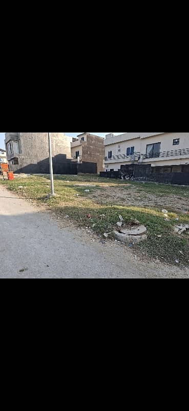 Ali Block 5 Marla Corner Plot Available for sale.