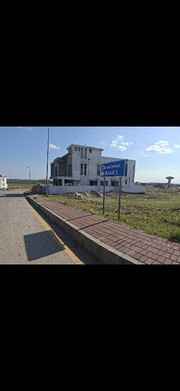 Bahria Orchard 5 Marla Semi Develop Pair Plot Available For Sale.