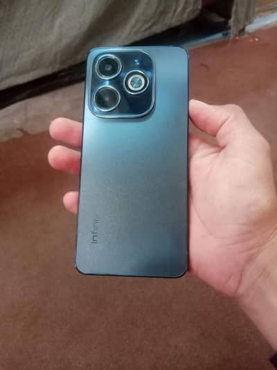 Infinix Hot 40i ram/8+8/256. //+923260391196
