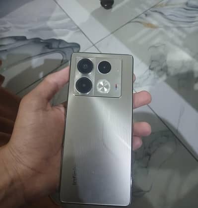 Infinix Note 40