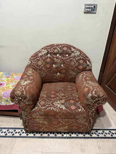 6 seater sofa set with brown and golden poshish