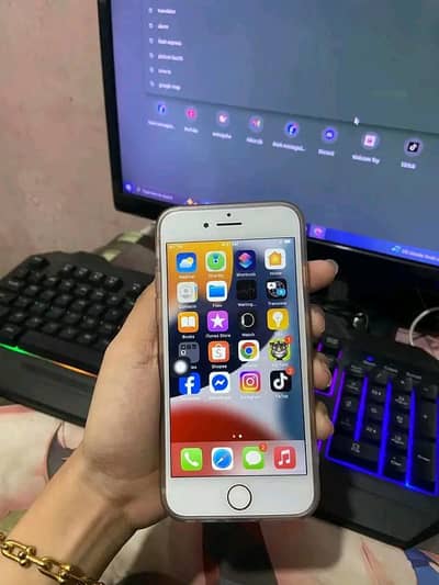 Iphone 7plus pta approved 128GB My Whatsapp 0329-70-46-121