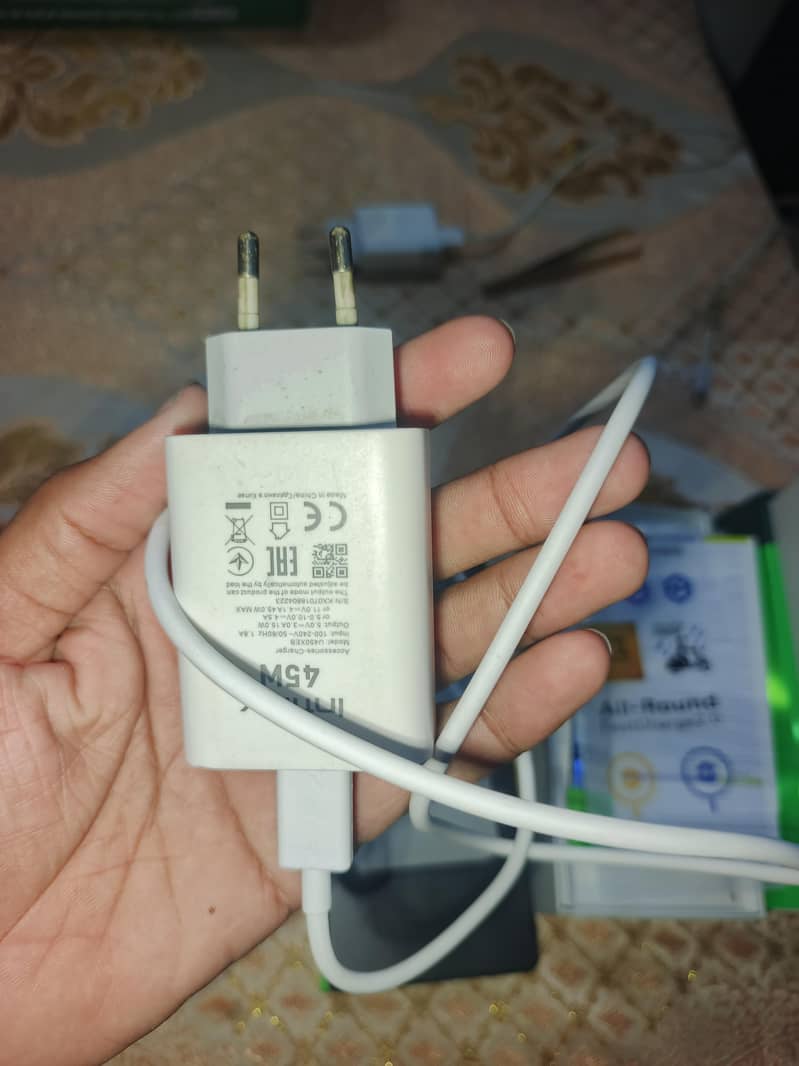 Infinix Note 40 4