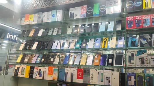 We Deals New And Used Phones In Whole Sale Rate