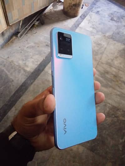 vivo y33s lush condition one hand use for sale 03467706291