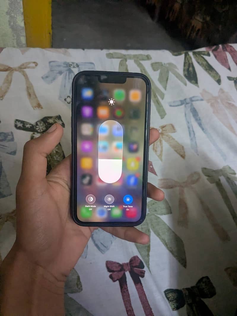 iPhone 13 Sim working 0