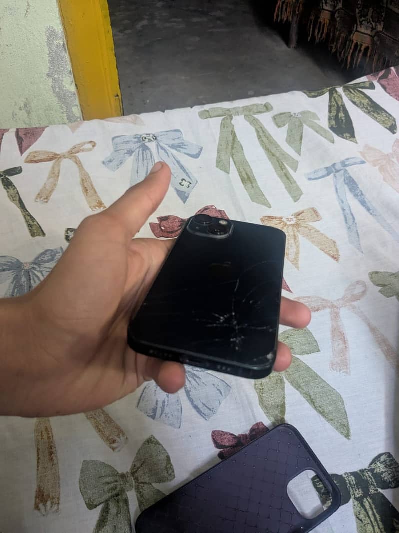 iPhone 13 Sim working 5