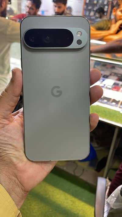 Google Pixel 9 Pro XL / 16GB-256GB / Offical PTA Approved / Water Pack