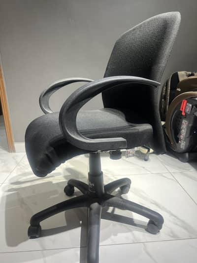 Master offisys chair like new condition