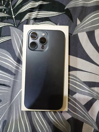 iphone 15 pro max locked