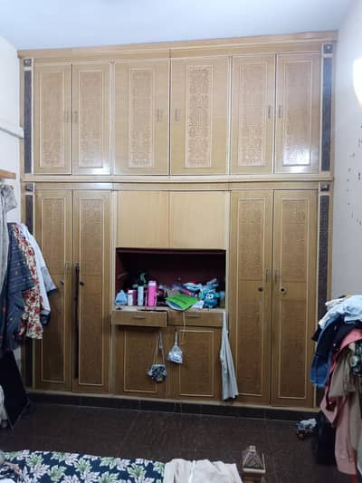 Wardrobe Size 10ft x 12 ft