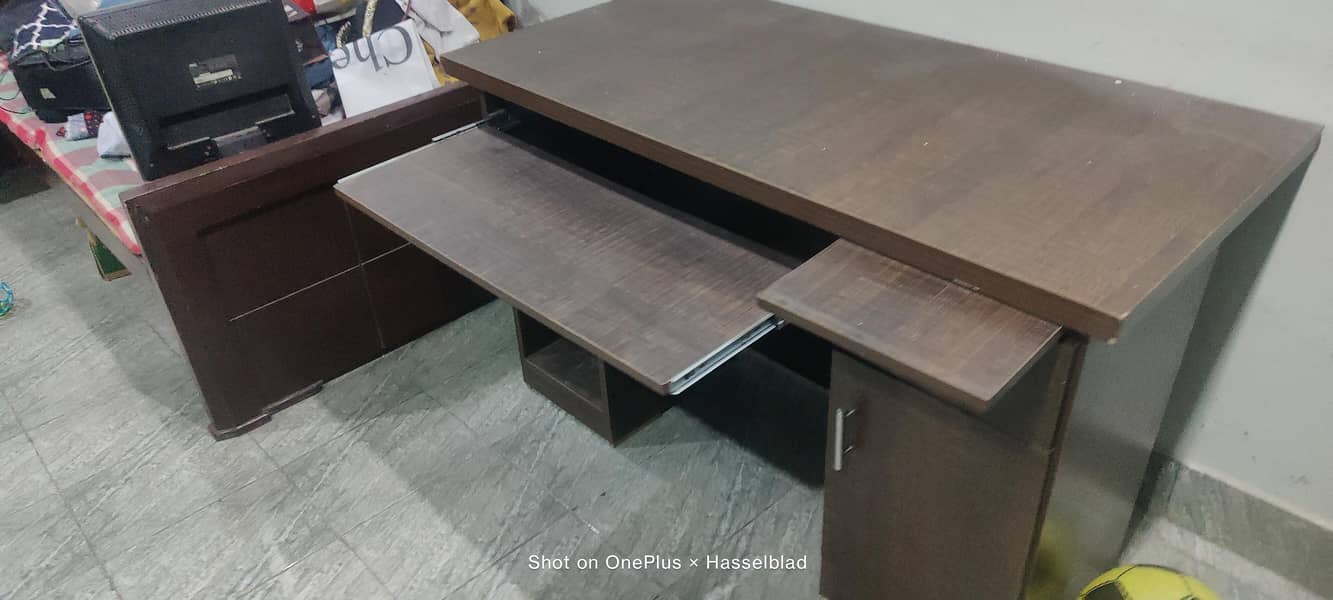 computer/study table 2