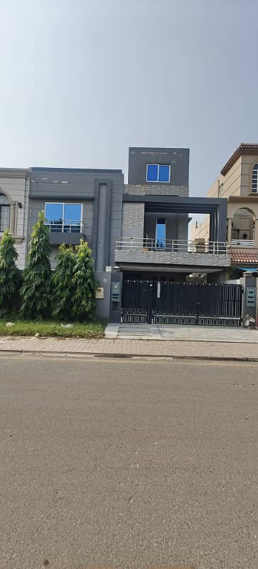 10 Marla Like A Brand New House For Sale