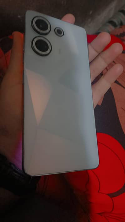 Tecno Camon 20 (8GB/256GB) – Excellent Condition 