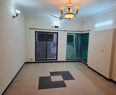 3 Beds luxurious apartments in heart of Rawalpindi