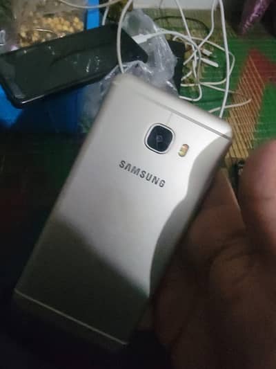 Samsung C5