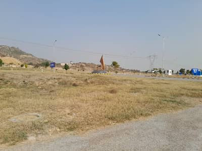 1 KANAL PLOT G BLOCK /B-17 UP FOR SALE