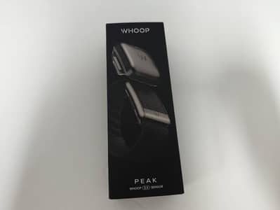 Whoop 5.0 Peak (worn twice only)