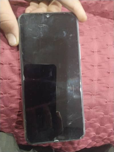 vivo y21 Ram4/Rom64  used phone good condition