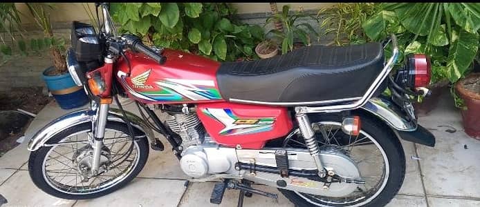 CG 125 2023 mint condition