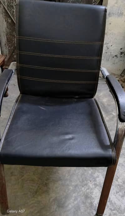 Office Viciter chairs