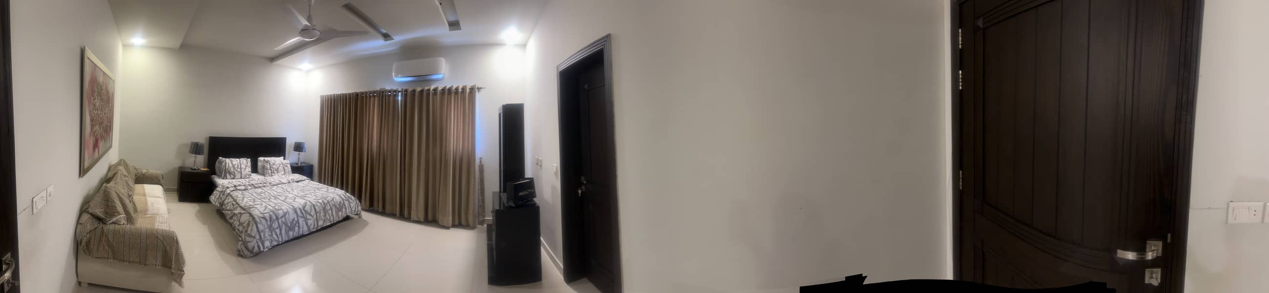 Bed with dressing table 8