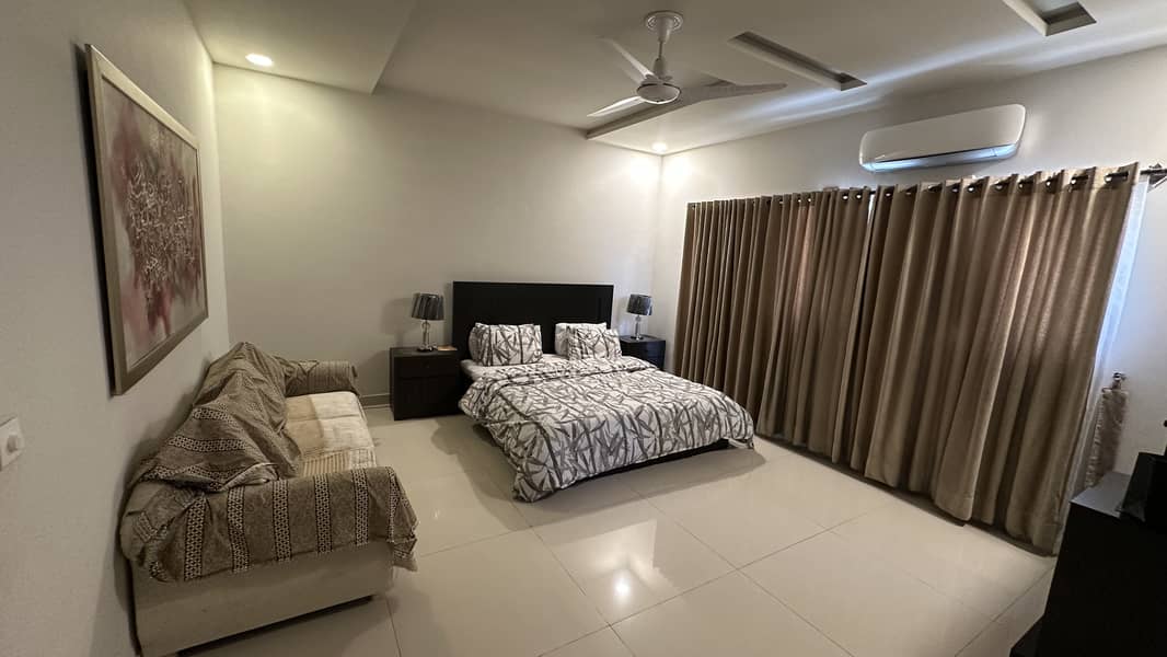 Bed with dressing table 9