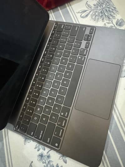 M4 Pro, 512 GB with keyboard and pencil. Opened but 3-5 hrs used only