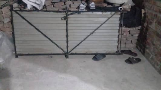 9000 iron door