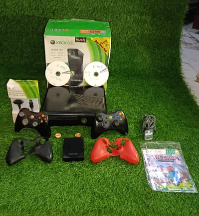 Xbox 360 250gb,J tag with 70+games(two hardrives)