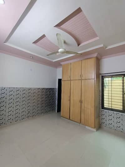 AHMAD ASSOCIATES OFFERS 5 MARLA UPPER PORTION FOR RENT IN PCSiR PHASE 2 NEAR TO SHUKAT KHANUM HOSPITAL LAHORE.