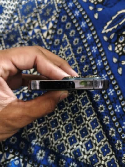 iphone 14 pro waterpack