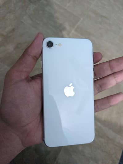 iphone SE 2020 GB 64 Battery 83