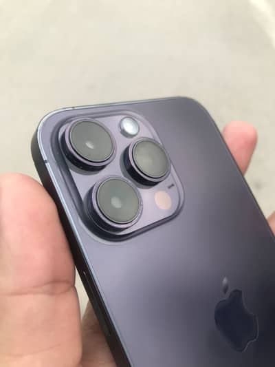 iPhone 14 pro max ( factory unlock)