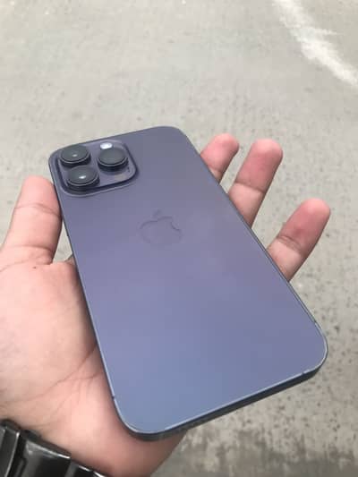 iPhone 14 pro max ( factory unlock)