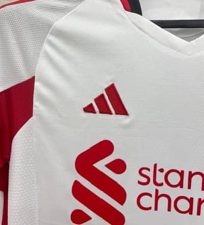 liverpool simple jersey