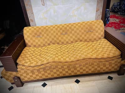 new sofa set . 5 seater sofa with good new condition
