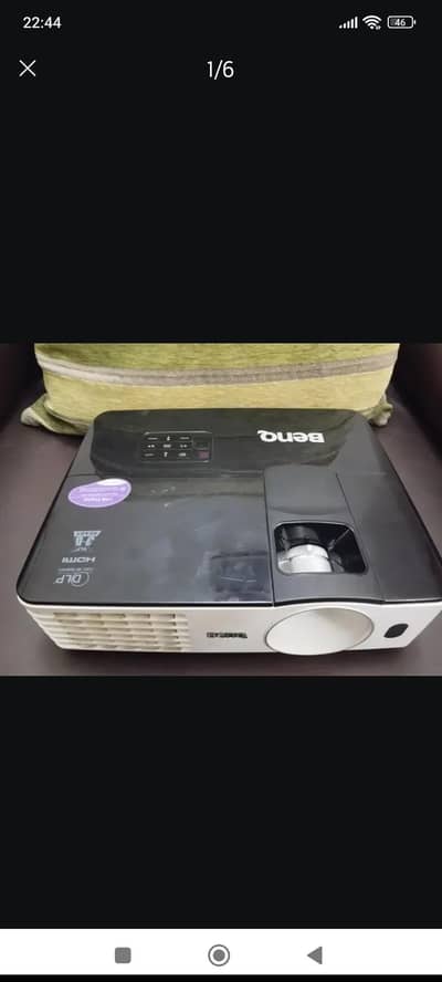 Projector BENQ MX 660 P in Outclass condiition