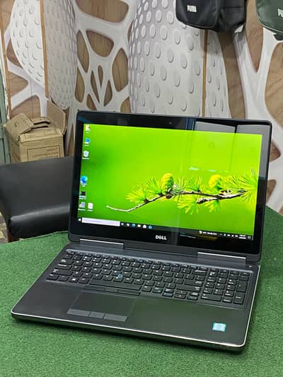 Dell precision 7510 core i7 6th gen HQ 8gb ram 256gb SSD 2gb card