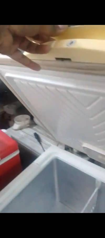 D Freezer for sale 2 doors 03044986890