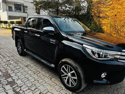 Toyota Hilux Revo v 2.8 D4D 2021 For Sale